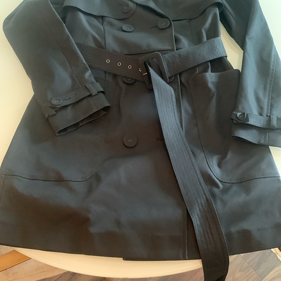 Guess by Marciano black trench size small. - Picture 7 of 14